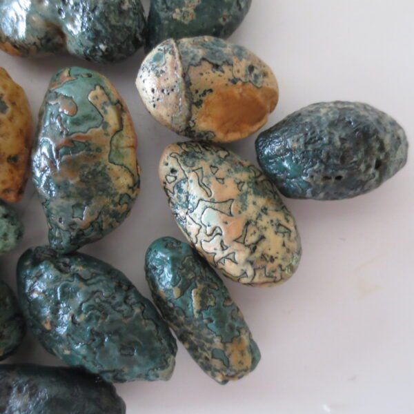 gobi desert raw rough stones natural gemstone specimen for collectors (p47)