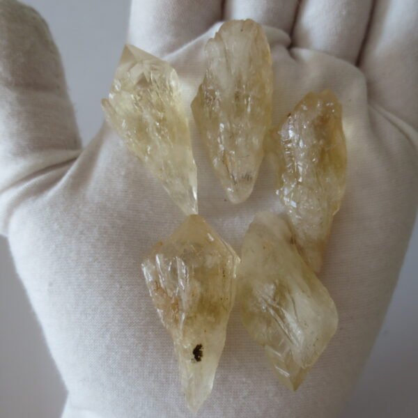 gobi desert raw rough stones natural gemstone specimen for collectors (p50)