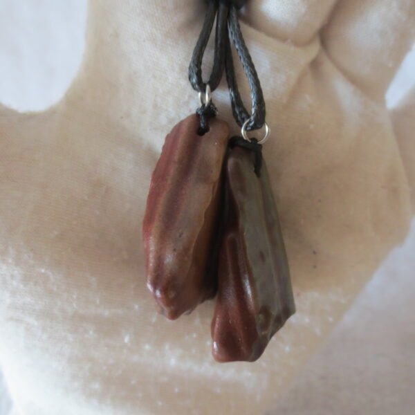 a100 set of 2 desert gobi agate pendant