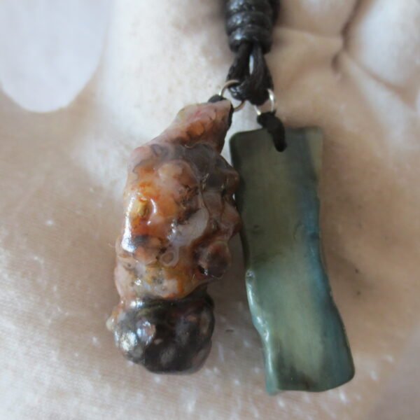 natural gobi agate pendant healing crystal jewelry (a100)