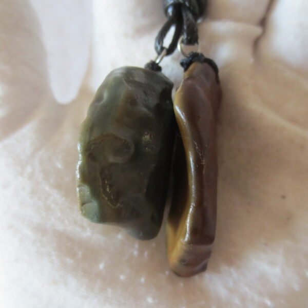 a101 set of 2 desert gobi agate pendant
