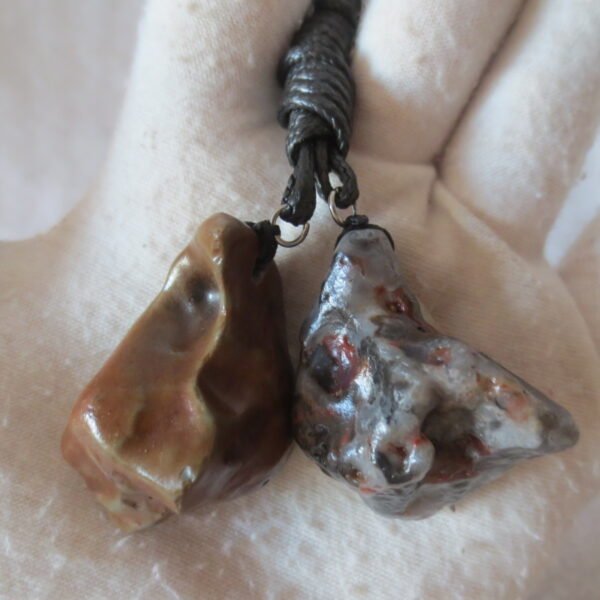 a106 set of 2 desert gobi agate pendant