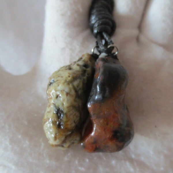 a108 set of 2 desert gobi agate pendant