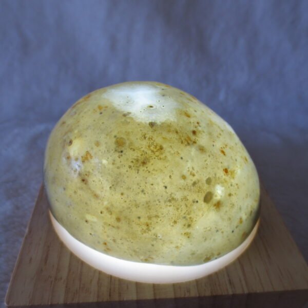 natural quartz flower gobi stone raw desert rock home decor. (g41)