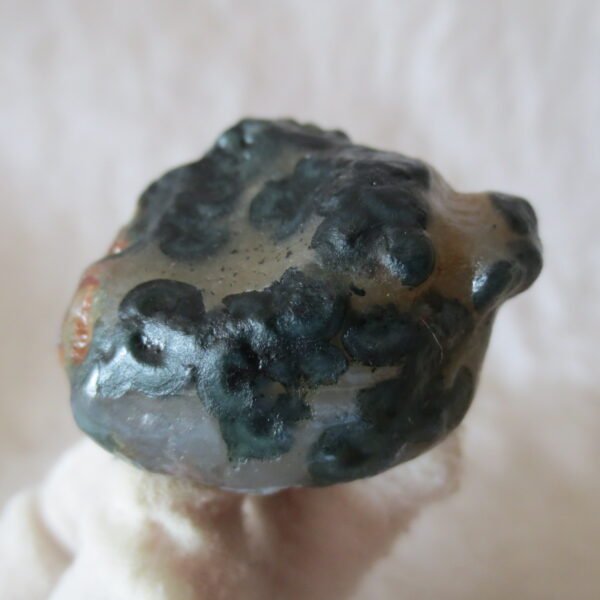 natural thumb eye gobi agate desert raw stone mineral (m122) (copy)