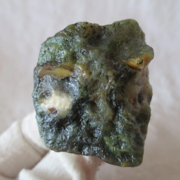 natural thumb eye gobi agate desert raw stone mineral (m125)
