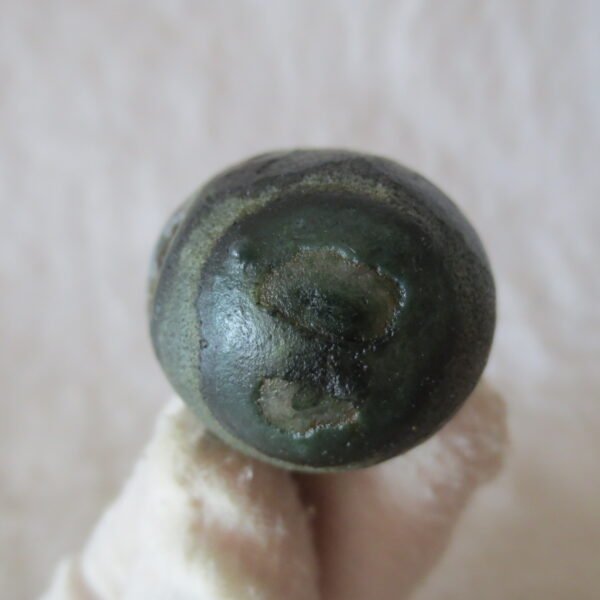 natural thumb eye gobi agate desert raw stone mineral (m120)