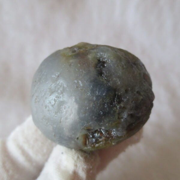 natural thumb eye gobi agate desert raw stone mineral (m129)