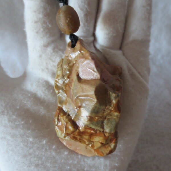 natural gobi agate pendant healing crystal jewelry (d01)