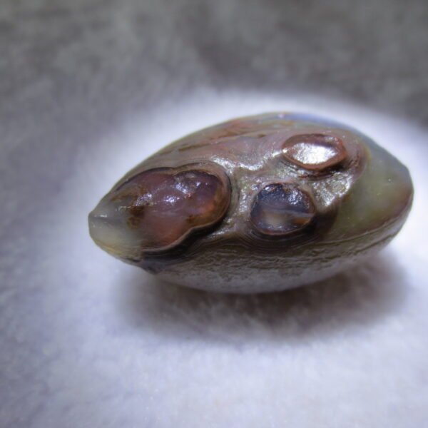 natural thumb eye gobi agate desert raw stone mineral (m119)