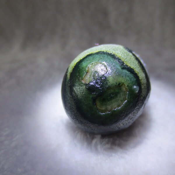 natural thumb eye gobi agate desert raw stone mineral (m120)