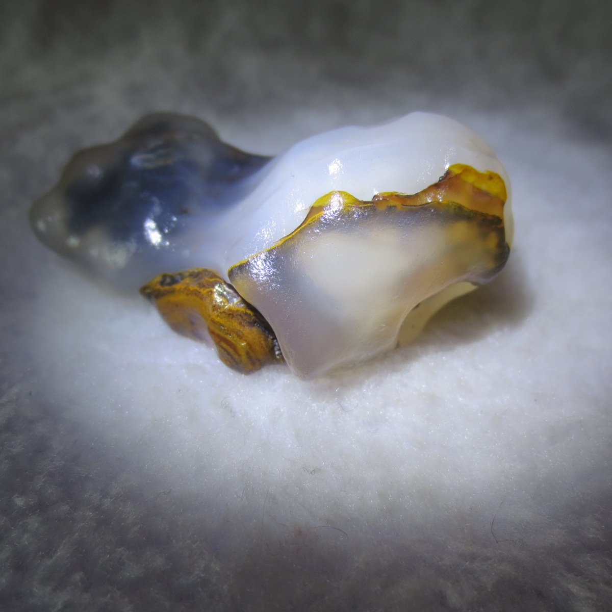 natural thumb eye gobi agate desert raw stone mineral (m121)