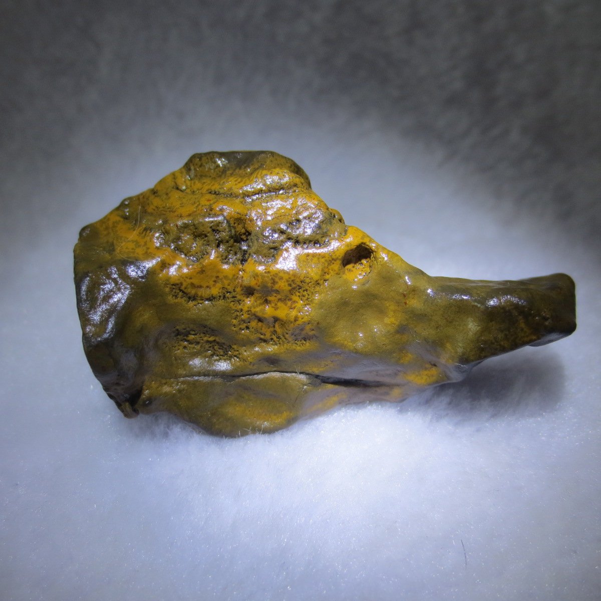 natural thumb eye gobi agate desert raw stone mineral (m145)