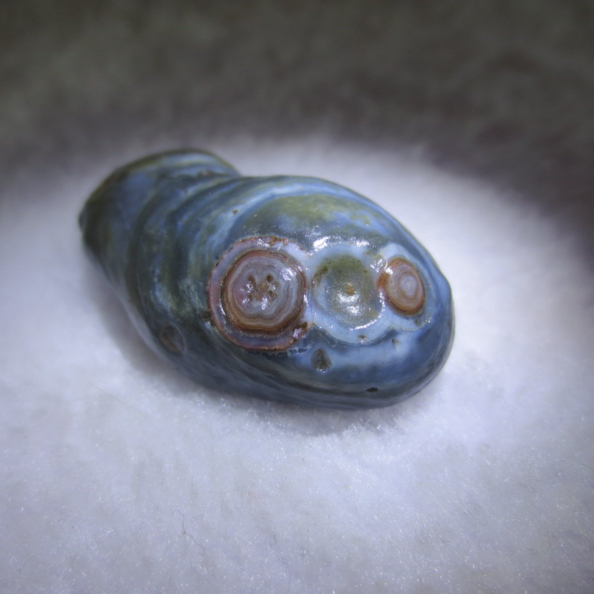 natural thumb eye gobi agate desert raw stone mineral (m165)
