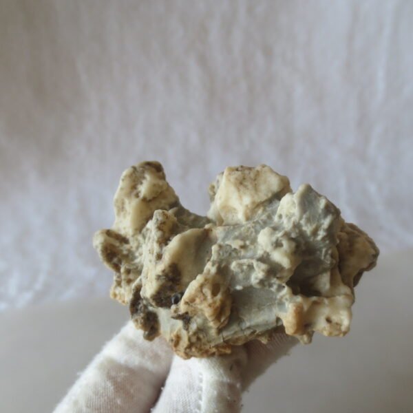mountain shaped gobi wind carved layered agate natural rough stone specimen (j35)