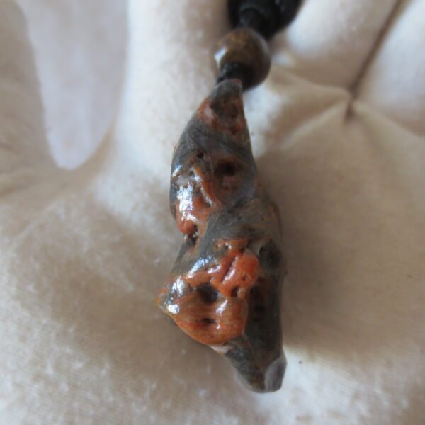 natural gobi agate pendant healing crystal jewelry (d133)