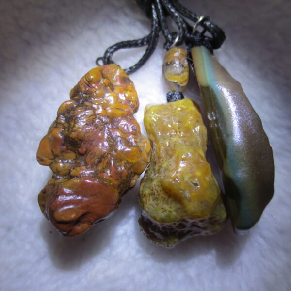 natural gobi agate pendant healing crystal jewelry (a083)