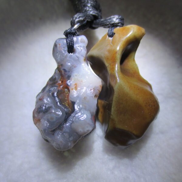 natural gobi agate pendant healing crystal jewelry (a106)