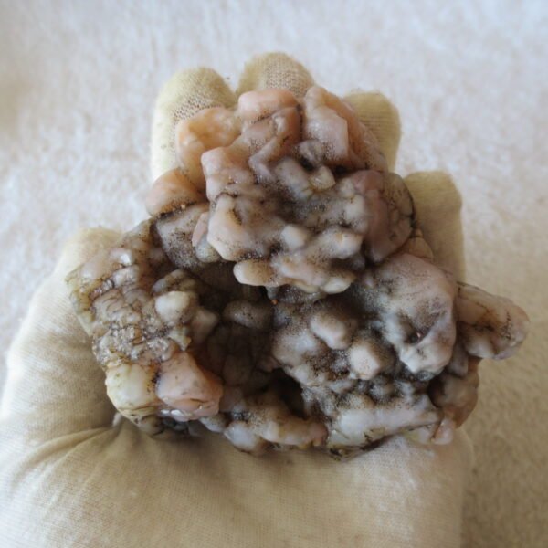 natural quartz flower gobi stone raw desert rock home decor. (g34)