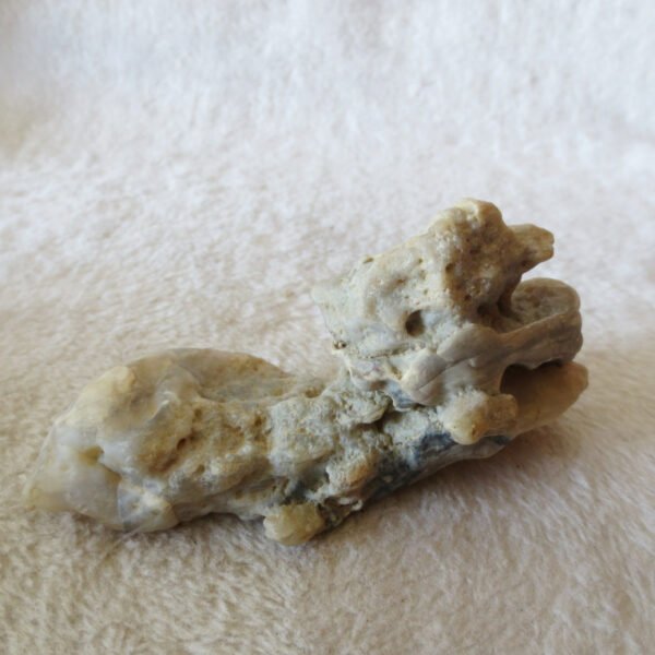natural quartz flower gobi stone raw desert rock home decor. (g48)