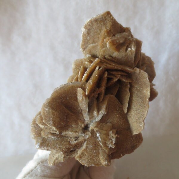 natural desert rose gobi agate raw stone mineral home decor. (i03)