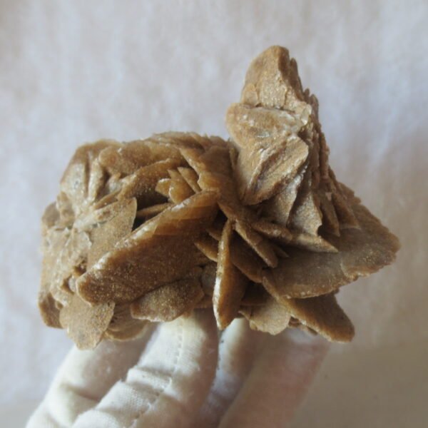 natural desert rose gobi agate raw stone mineral home decor. (i03)