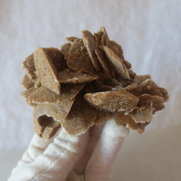natural desert rose gobi agate raw stone mineral home decor. (i04)