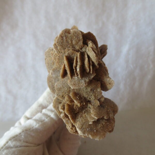 natural desert rose gobi agate raw stone mineral home decor. (i04)