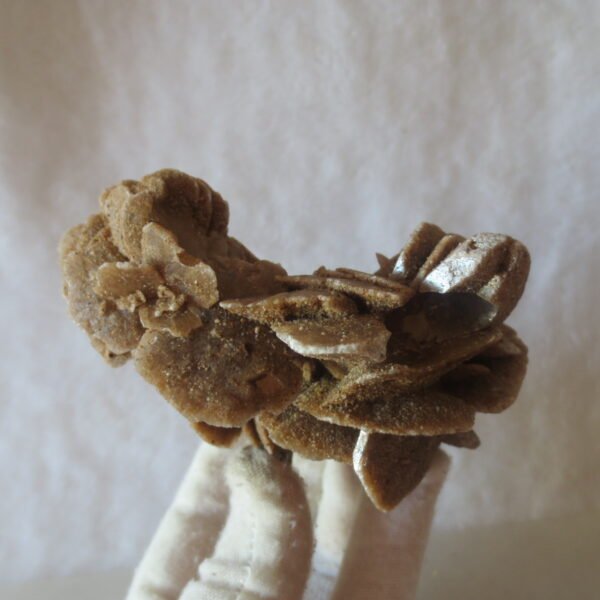 natural desert rose gobi agate raw stone mineral home decor. (i04)