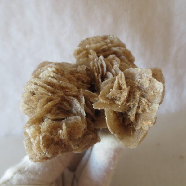 natural desert rose gobi agate raw stone mineral home decor. (i06)