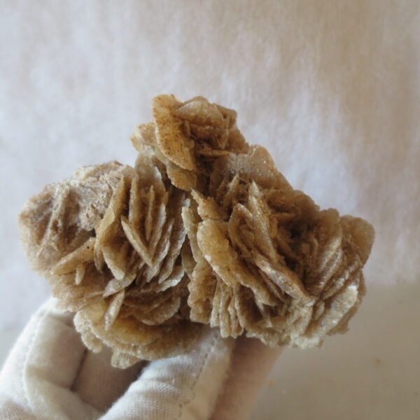 natural desert rose gobi agate raw stone mineral home decor. (i06)