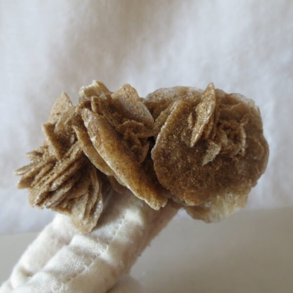 natural desert rose gobi agate raw stone mineral home decor. (i11） (copy)