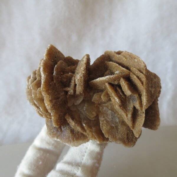 natural desert rose gobi agate raw stone mineral home decor. (i13）