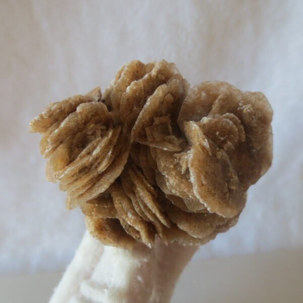 natural desert rose gobi agate raw stone mineral home decor. (i17） (copy)