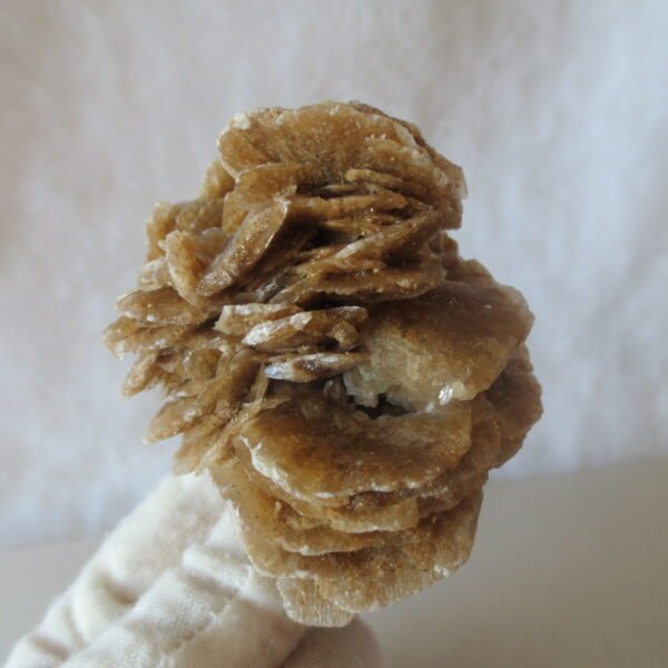 natural desert rose gobi agate raw stone mineral home decor. (i17） (copy)