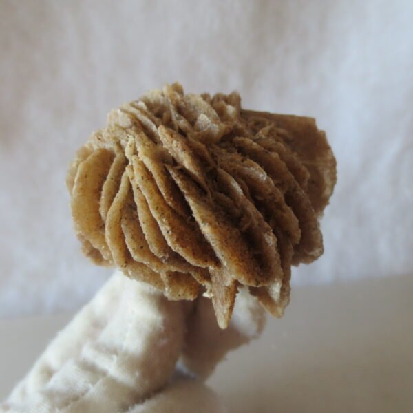 natural desert rose gobi agate raw stone mineral home decor. (i19）