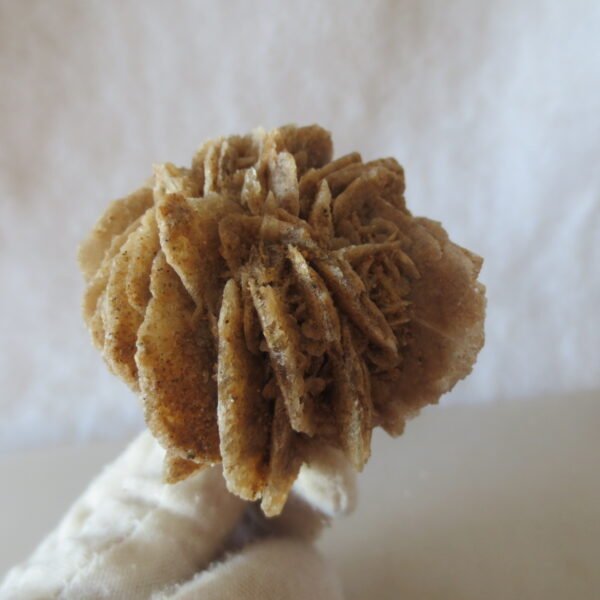 natural desert rose gobi agate raw stone mineral home decor. (i19）