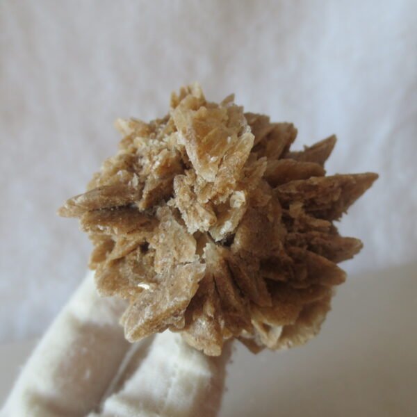 natural desert rose gobi agate raw stone mineral home decor. (i19）