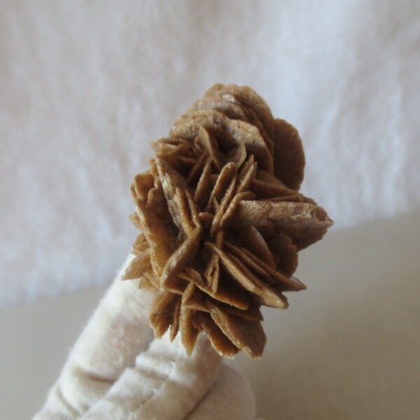natural desert rose gobi agate raw stone mineral home decor. (i19） (copy)