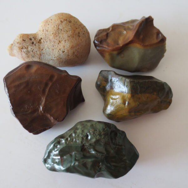 gobi desert raw rough stones natural gemstone specimen for collectors (p29)