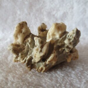 mountain shaped gobi wind carved layered agate natural rough stone specimen (j35)