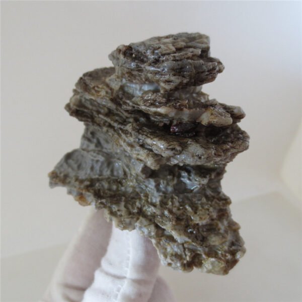 natural quartz flower gobi stone raw desert rock home decor. (g31)