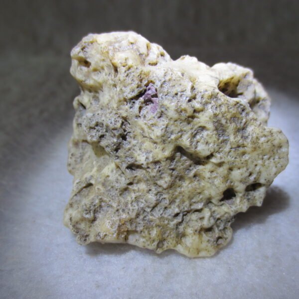 natural gobi skeleton stone (ji gu stone), boxwork ventifact, desert viewing stone (u11） (copy)