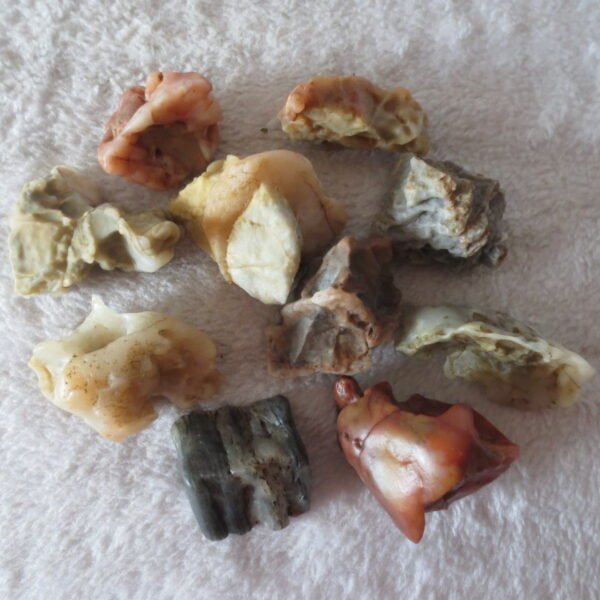 gobi desert raw rough stones natural mountain gobi rocks specimen for table decor. (p55)