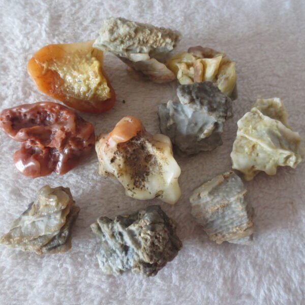 gobi desert raw rough stones natural mountain gobi rocks specimen for table decor. (p56)