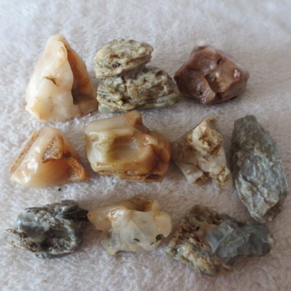 gobi desert raw rough stones natural mountain gobi rocks specimen for table decor. (p61)
