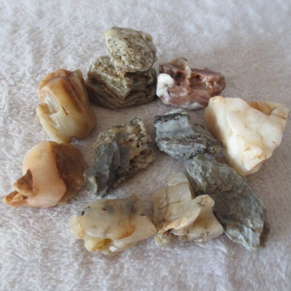 gobi desert raw rough stones natural mountain gobi rocks specimen for table decor. (p61)