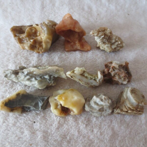 gobi desert raw rough stones natural mountain gobi rocks specimen for table decor. (p61) (copy)