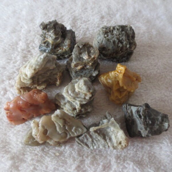 gobi desert raw rough stones natural mountain gobi rocks specimen for table decor. (p69) (copy)