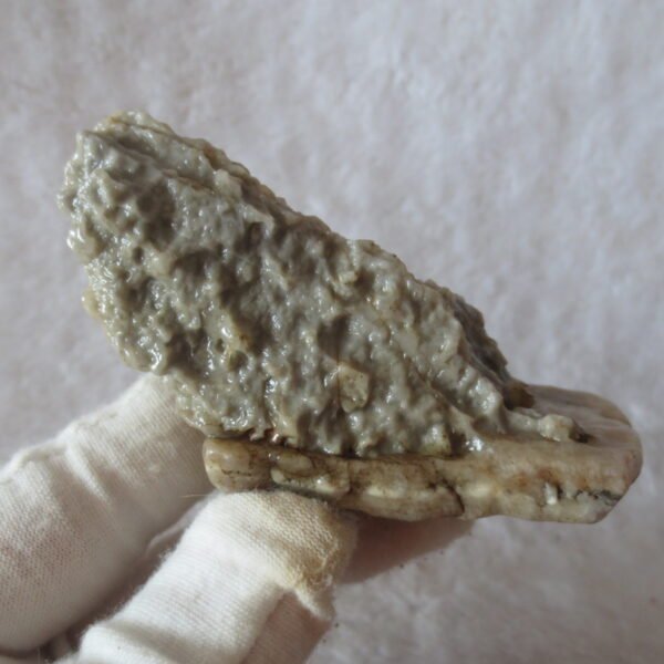 mountain shaped gobi wind carved layered agate natural rough stone specimen (v04)